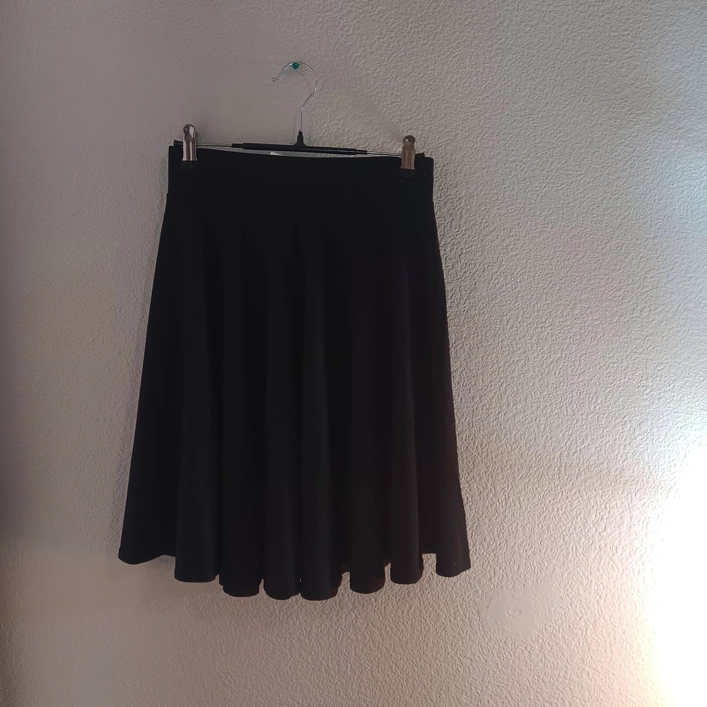 Elegant Black Women's Skirt